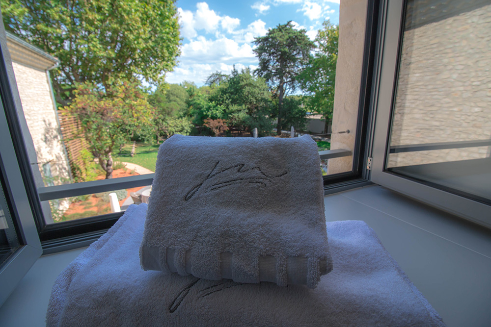 towel-2-of-2